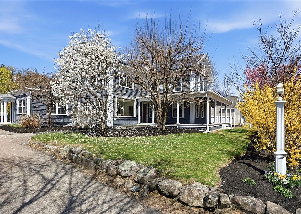 1st image of 33 Blake Cir