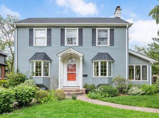 671 Euclid Ave, Glen Ellyn, IL