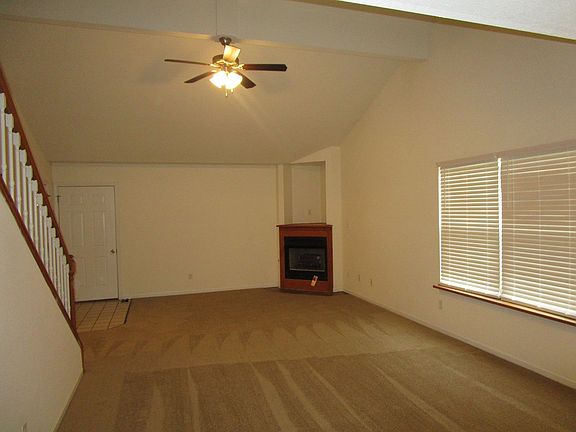 2nd image of 1700-1702 Juniper Dr