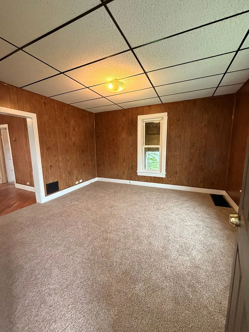 509 S Cedar St — Photo 3