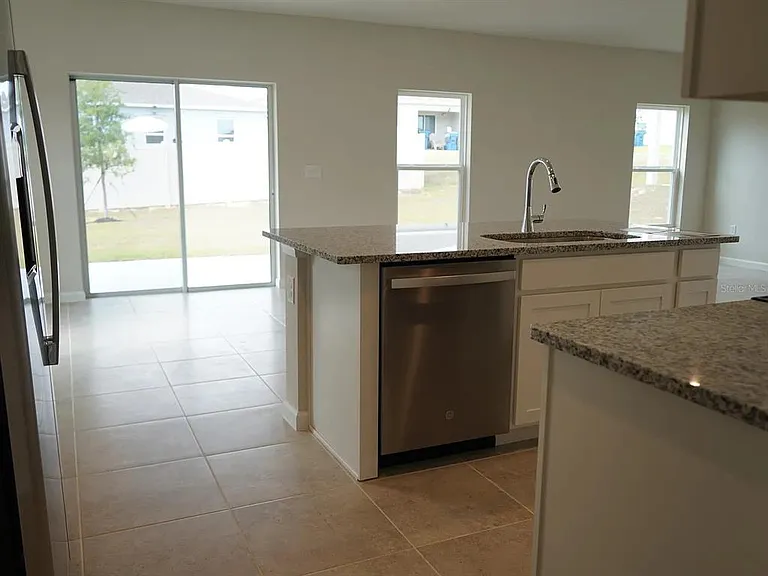 2748 Ginger Ln — Photo 9