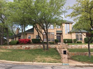 2301 Castle Rock Rd, Arlington, TX 76006