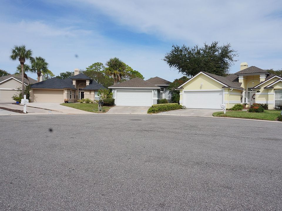1st image of 1530 Harbour Club Dr