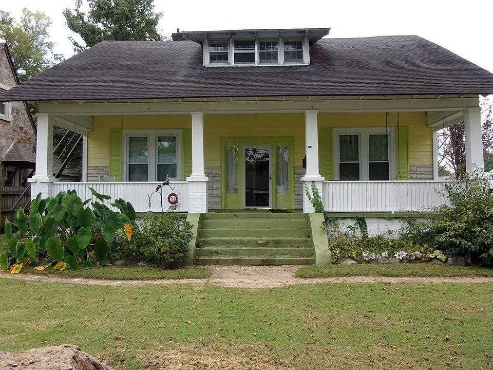 1st image of 435 N Cypress St