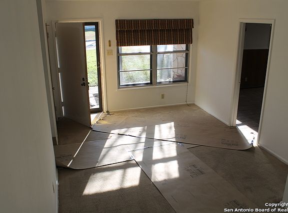 3rd image of 3319 Ryan Dr