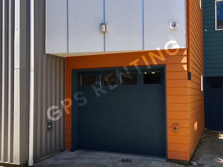420 N 130th St — Photo 18