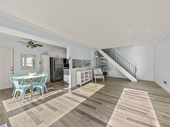 2nd image of 15932 76th Ave #10
