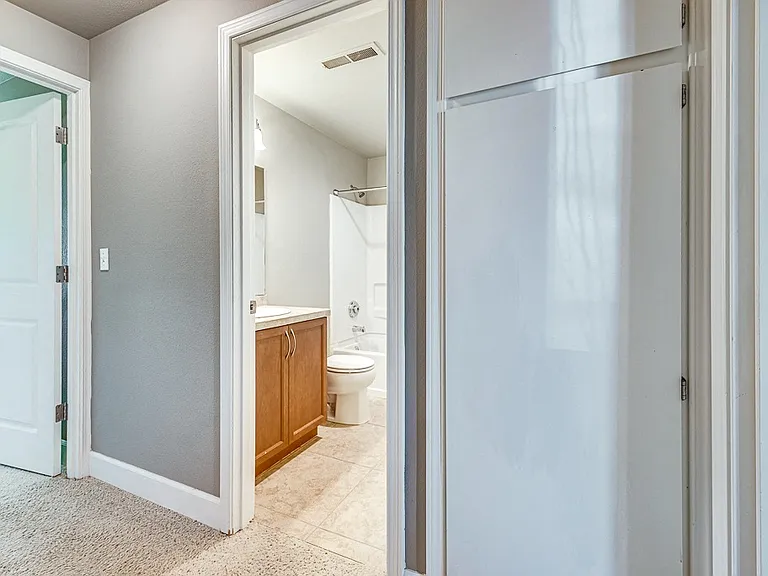 Village at The Pointe Apartments — Photo 16