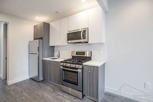 Rented by Ideal Properties Group | media 6