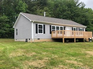 863 Townsend Rd #2, Hendersonville, NC 28792