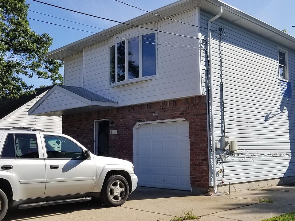1st image of 653 Sherman Ave #1