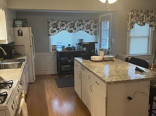 21 Saint James St, Dracut, MA 01826