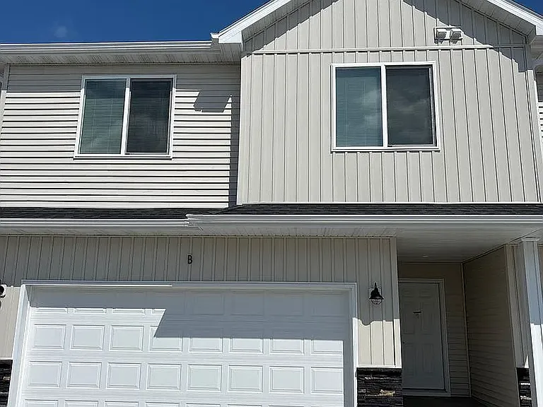 Wilds Townhomes 1 — Photo 17
