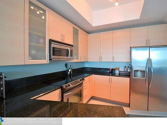 3rd image of 2631 NE 14th Ave APT 408