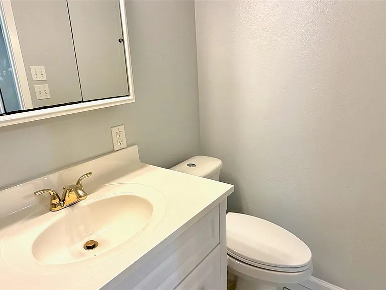 5213 Halmark Dr — Photo 23