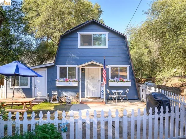 11741 Campo Seco Rd, Sonora, CA 95370