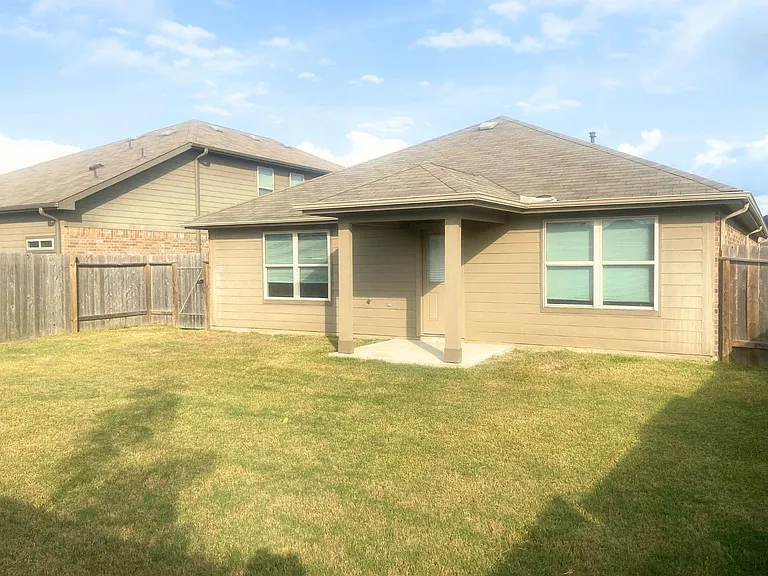 8310 Rose Petals Ln — Photo 23