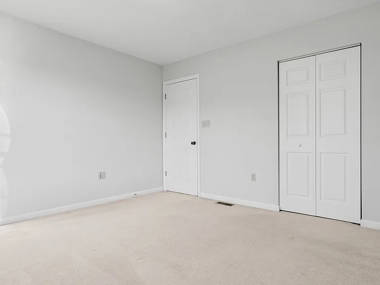 602 Cassandra Dr — Photo 33