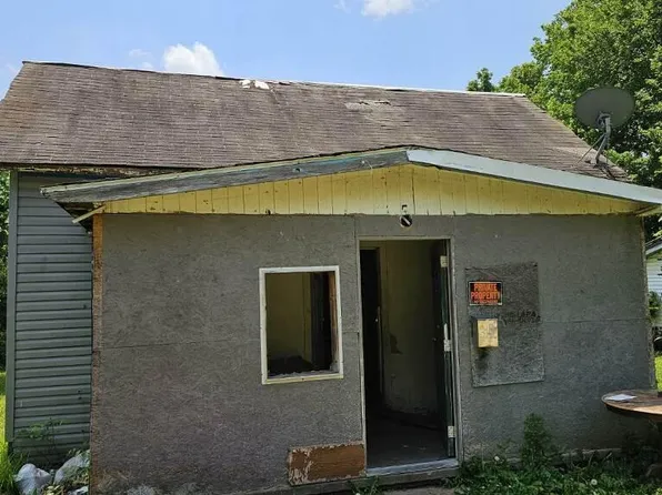 308 & 310 E Washington Street, Pierce City, MO 65723