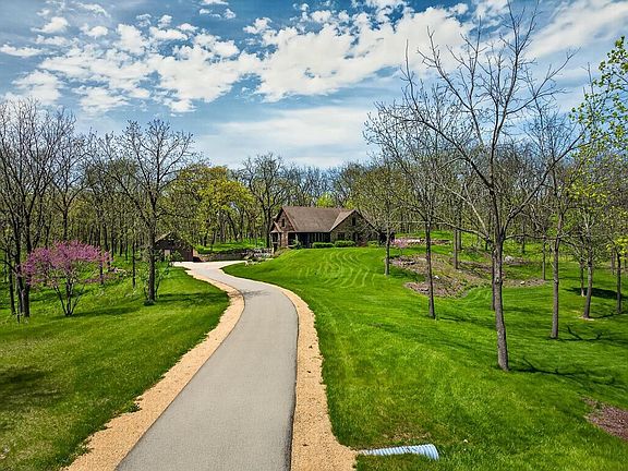 3rd image of 4802 Country Meadows Road