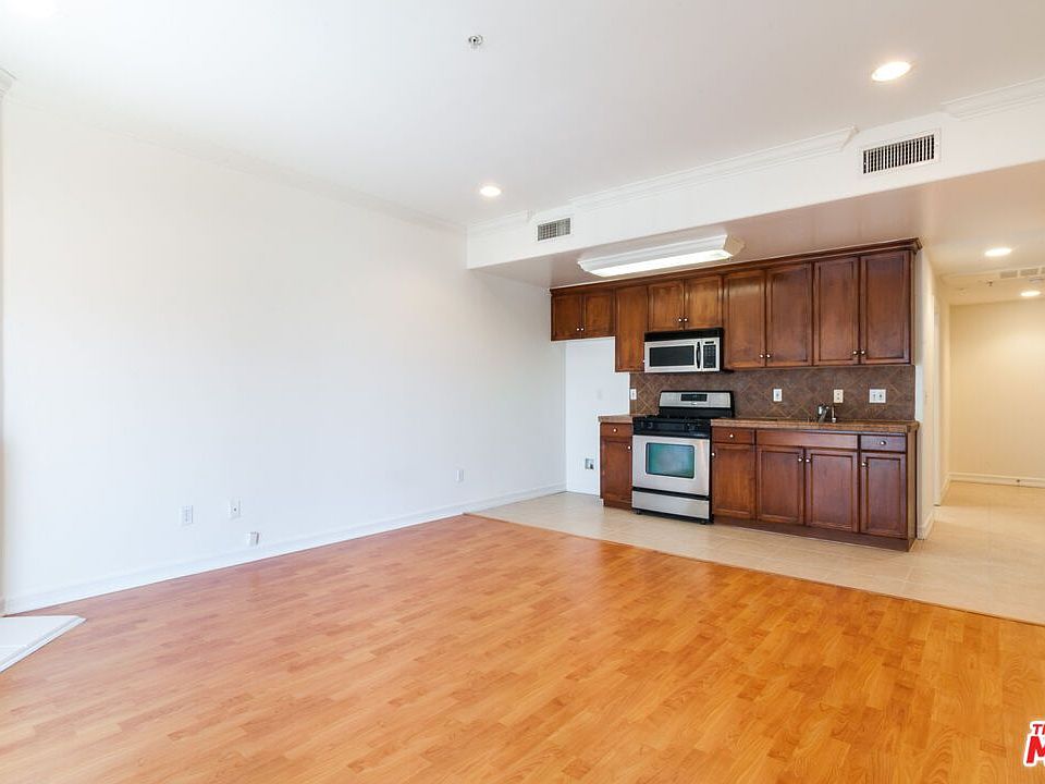 1st image of 2335 S Bentley Ave APT 206