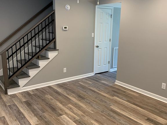 5th image of 308 E Bogue Blvd