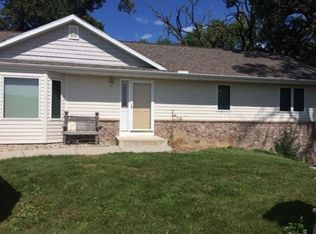 9010 Maplewood Rd, Cologne, MN 55322