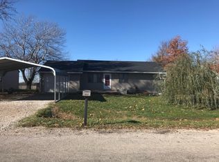 2910 Dodge Dr, Iola, KS 66749