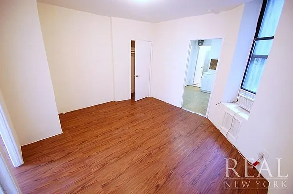 Rented by REAL New York | media 12