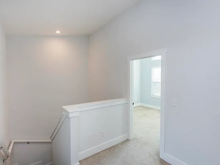 708 Tral St — Photo 26