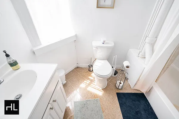 Rented by Highline Residential | media 13