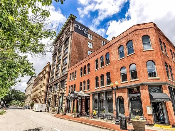 308 W 8th St APT 510, Kansas City, MO 64105