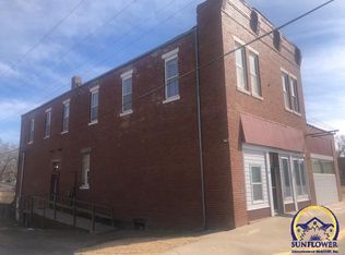 200 S Union St, McLouth, KS 66054