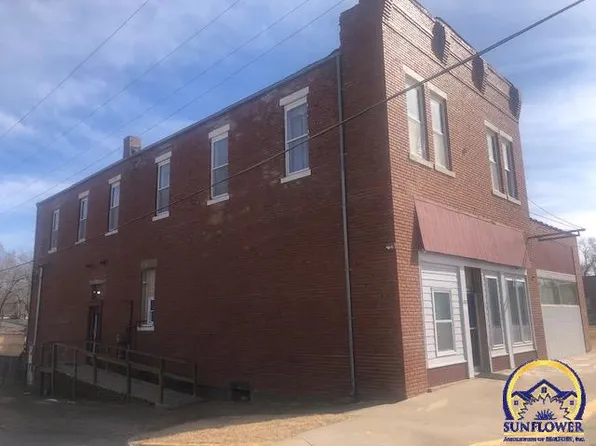 200 S Union St, McLouth, KS 66054
