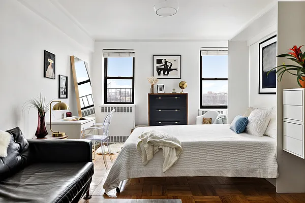 Sold by Douglas Elliman | media 4