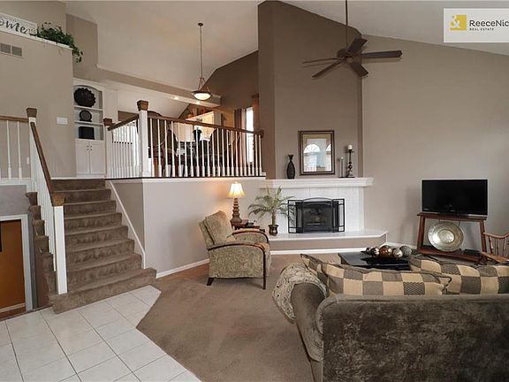 3rd image of 5308 NE Sunshine Dr