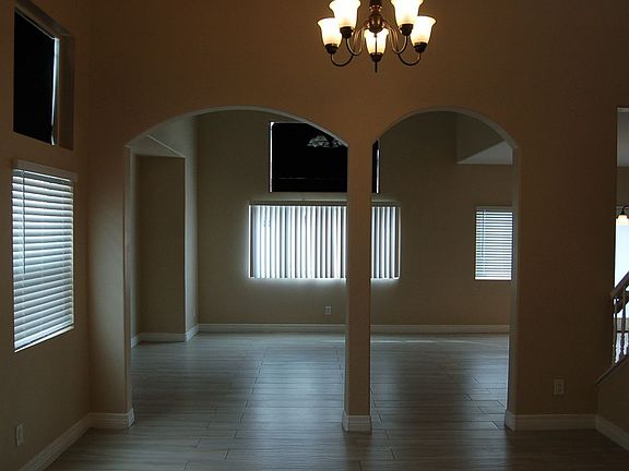 4th image of 17565 Owen St #1