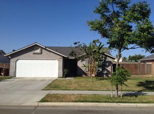 174 Yellowstone St, Tulare, CA