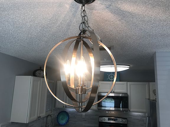 Chandelier Dining Room