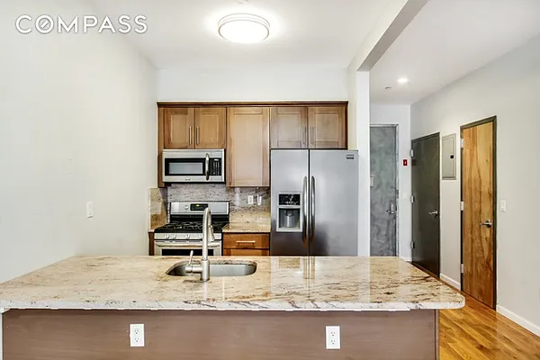 Rented by Compass | media 19