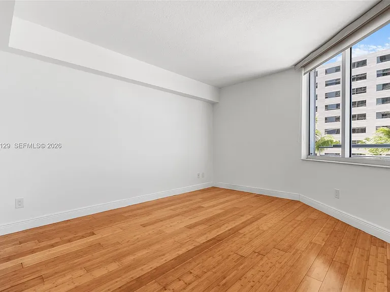 335 S Biscayne Blvd #908 — Photo 16