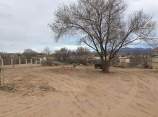 6 Gould Ln, Espanola, NM 87532