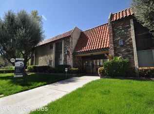 24411 Newhall Ave #216, Newhall, CA 91321