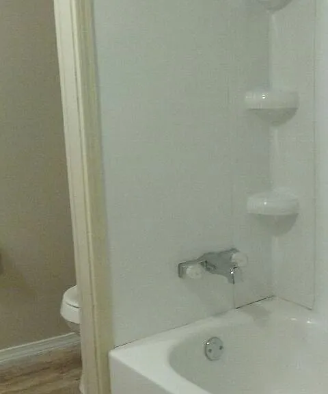 220 Redwood St — Photo 5