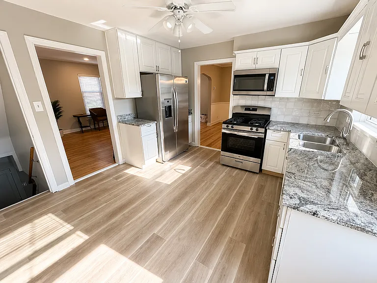 1518 Cleveland Ave — Photo 10