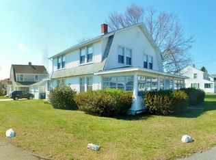 45 Brightwater Rd, Old Lyme, CT 06371