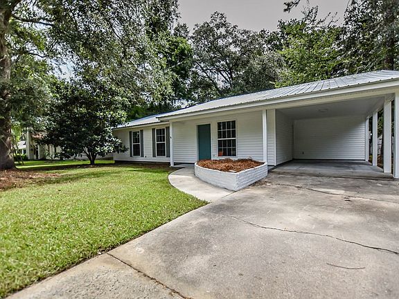 4th image of 4007 Danube Cir