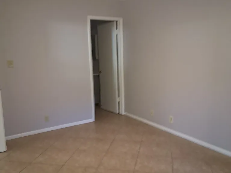 9031 W Elm St #2 — Photo 3