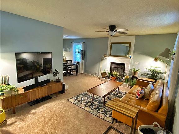 5th image of 617 Glen Cove Dr