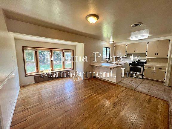 5th image of 845 Lassen Ave